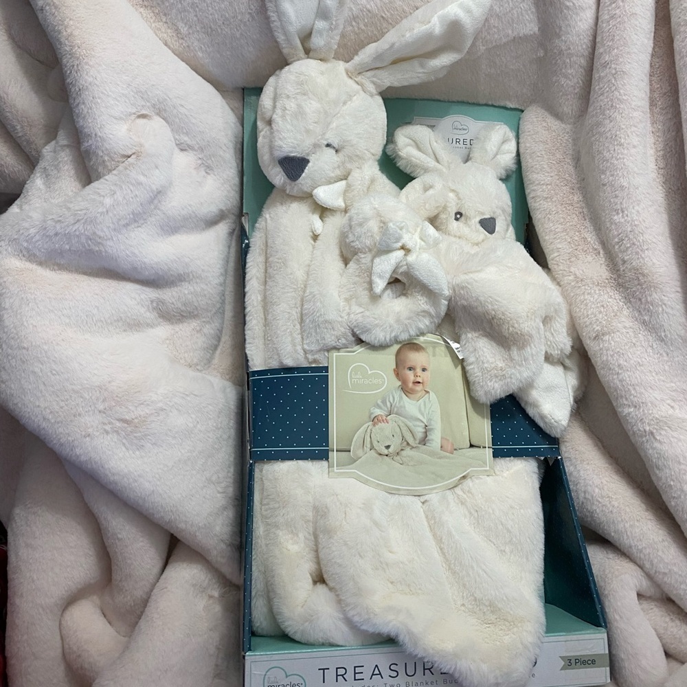 Little Miracles Treasured Trio Rabbits Security Blanket Lovey Rattle.